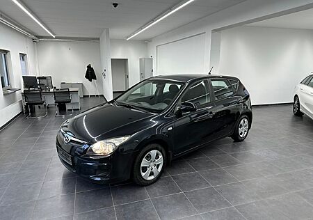 Hyundai i30 1.4 Limousine-5 Türer -Klima-Alu-PDC-