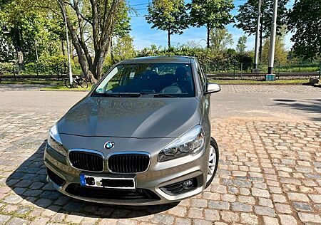 BMW 218i 218 Active Tourer - Automatik