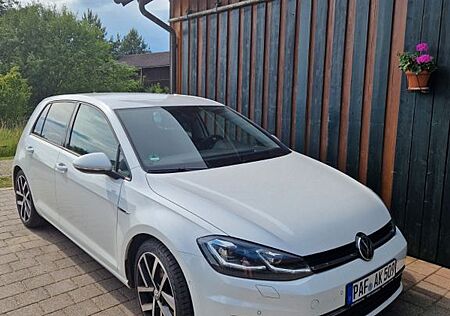 VW Golf Volkswagen 1.5 TSI ACT DSG R-line Highline