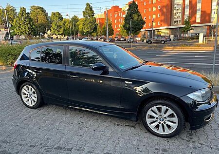 BMW 116i Edition Lifestyle Edition Lifestyle