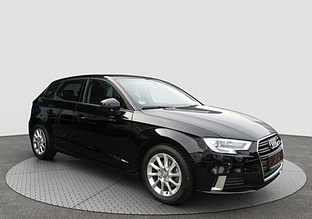 Audi A3 1.5 TFSI Sportback SPORT/NAVI/BI-XEN/AHK/PDC/