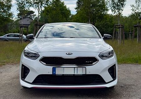 Kia Pro_ceed ProCeed 1.6 T-GDI DCT GT