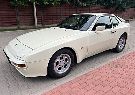 Porsche 944 Coupe Rothmans 2.5 163ps