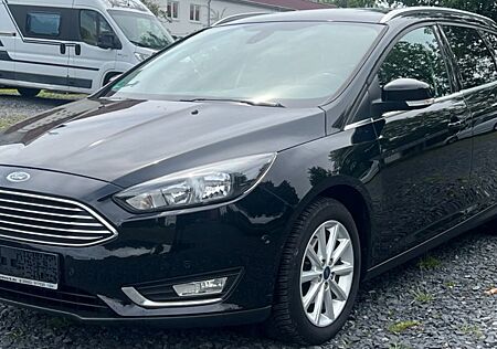 Ford Focus 1.0 Turnier Titanium GARANTIE