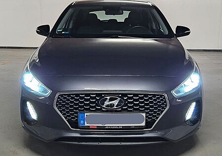 Hyundai i30 1.0 T-GDI Intro Navi*LED*Kam*Klima*Tempo