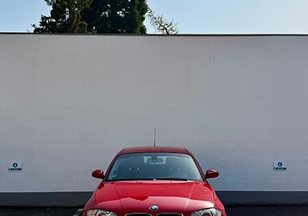 BMW 118i - Automatik mit TÜV