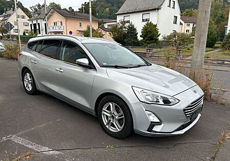 Ford Focus Turnier Cool & Connect/Navi/Kamera