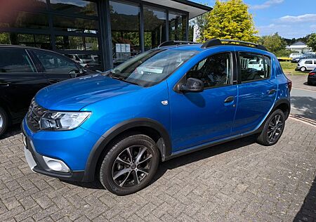 Dacia Sandero II Stepway Celebration AUTOMATIK