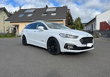 Ford Mondeo 2,0 Hybrid Automatik Turnier 8-fach