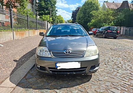 Toyota Corolla 2.0 D-4D Sol
