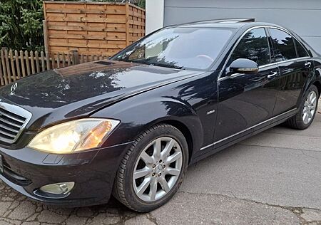 Mercedes-Benz S 320 CDI BlueEFFICIENCY -