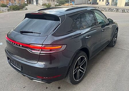 Porsche Macan 2.0+KAMERA+LEDER+PCM+LED+SPORT+20"+ACC