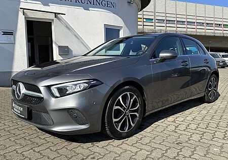 Mercedes-Benz A 180 A -Klasse d*Digitales Display*PDC *LED