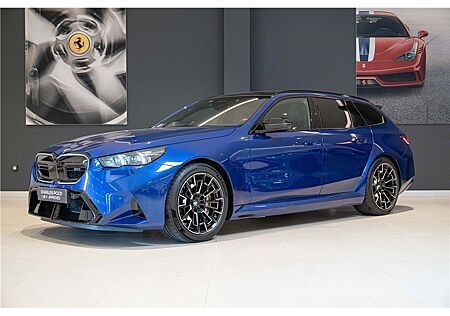 BMW M5 G90/G99 TOURING G99 PHEV 727 ch BVA8 .