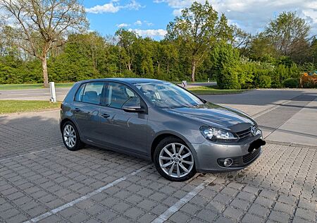 VW Golf Volkswagen 2.0 TDI 4Motion Highline (Wie neu!)