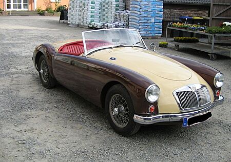 MG MGA