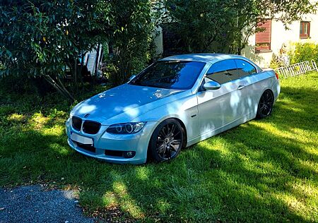 BMW 330i Cabrio - E93 - VB - Angel Eyes