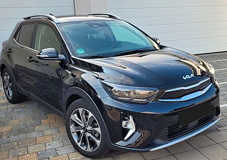 Kia Stonic Platinum 8-fach Bereifung, Werksgar. 202