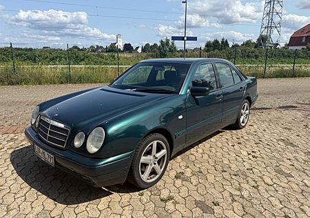 Mercedes-Benz E 220 D TÜV NEU ROSTFREI 2.Hand Klima