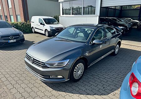 VW Passat Volkswagen Lim. Highline BMT/Start-Stopp