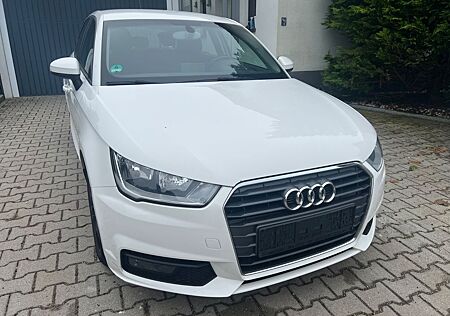 Audi A1 1.0 TFSI ultra Sportback -