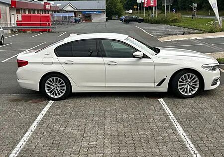 BMW 530e 530 5er Plug-In-Hybrid Aut. Luxury Line