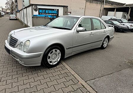 Mercedes-Benz E 200 CDI CLASSI Original 126Tkn-Klima-2Hand-AHK