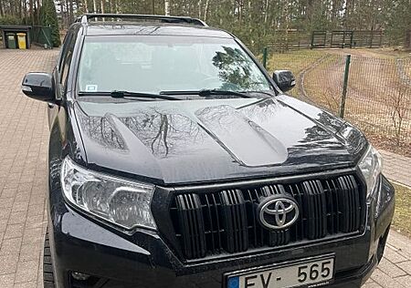 Toyota Land Cruiser 2.8 D-4D Comfort Comfort