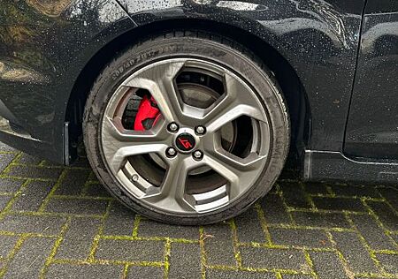 Ford Fiesta 1,6 EcoBoost ST Leder-Sport-Paket ST ...