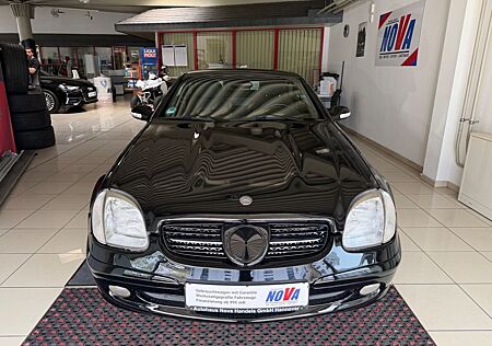 Mercedes-Benz SLK 200 Kompressor AMG*LEDER*AUT*TÜV08-27*TOP!