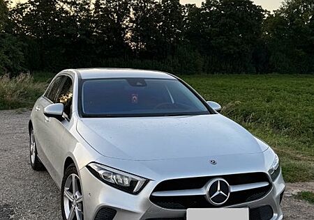 Mercedes-Benz A 180 d DCT - Progressive