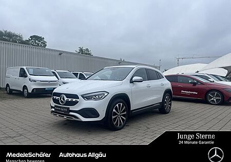 Mercedes-Benz GLA 200 d Progressive Kam Park LED Lenkradh 19"