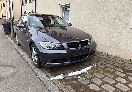BMW 318i