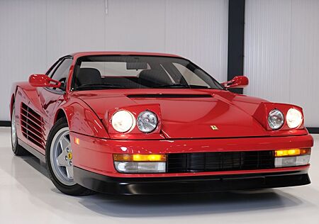 Ferrari Testarossa Vollrestauration USA spec Garantie