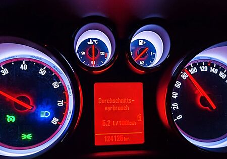 Opel Astra GTC 1.6 Turbo INNOVATION INNOVATION