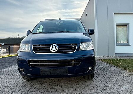 VW T5 Transporter Volkswagen Bus Multivan Highline