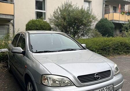 Opel Astra 1.6 16V -