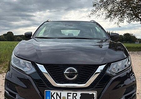 Nissan Qashqai 1.2 DIG-T Acenta + NC (Connecta)