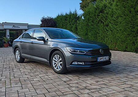 VW Passat Volkswagen 1.8 TSI (BlueMotion Technology) DSG C...