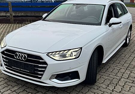 Audi A4 Avant 40 TFSI advanced