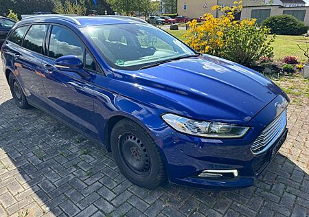 Ford Mondeo Turnier Business Edition.TÜV neu.