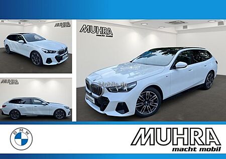BMW 540d xDrive Touring M Sport Sthzg Pano AHK B&W !
