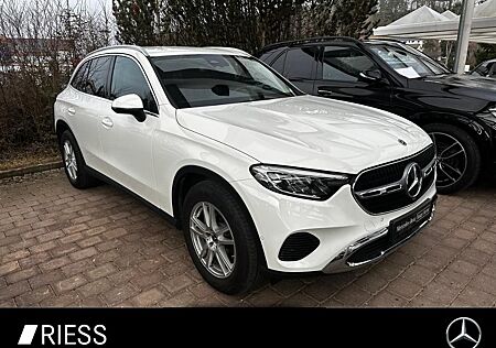 Mercedes-Benz GLC-Klasse GLC 200 4M Avantgarde Navi LED AHK MBUX Ambi 18'