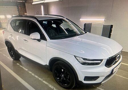 Volvo XC 40 XC40 Momentum Pro 2WD 1.HD/V.LEDER/PDC/NAVI/TÜV