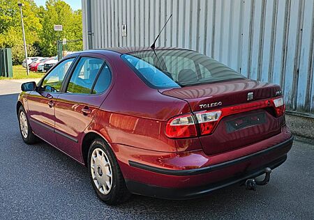 Seat Toledo Signo 1,8 20V NEU TÜV"AHK