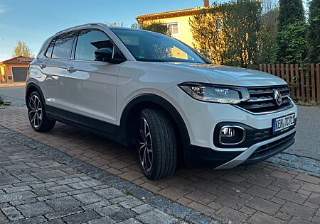 VW T-Cross Volkswagen 1.6 TDI Style Navi ACC 18" LED