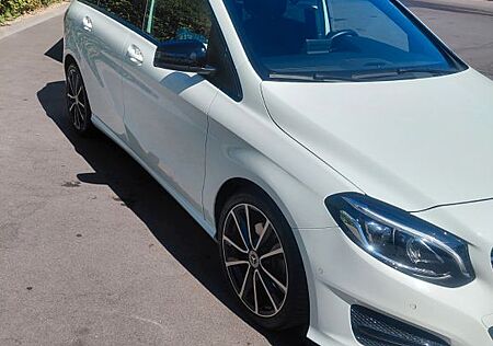 Mercedes-Benz B 200 -