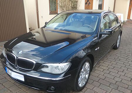 BMW 740i Benzin+LPG - Top Ausstattung viel NEU