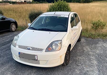 Ford Fiesta 1,3 51 kW Ambiente Ambiente