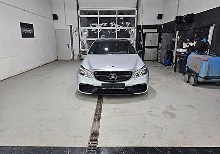 Mercedes-Benz E 63 AMG E 63 S AMG 4MATIC AMG